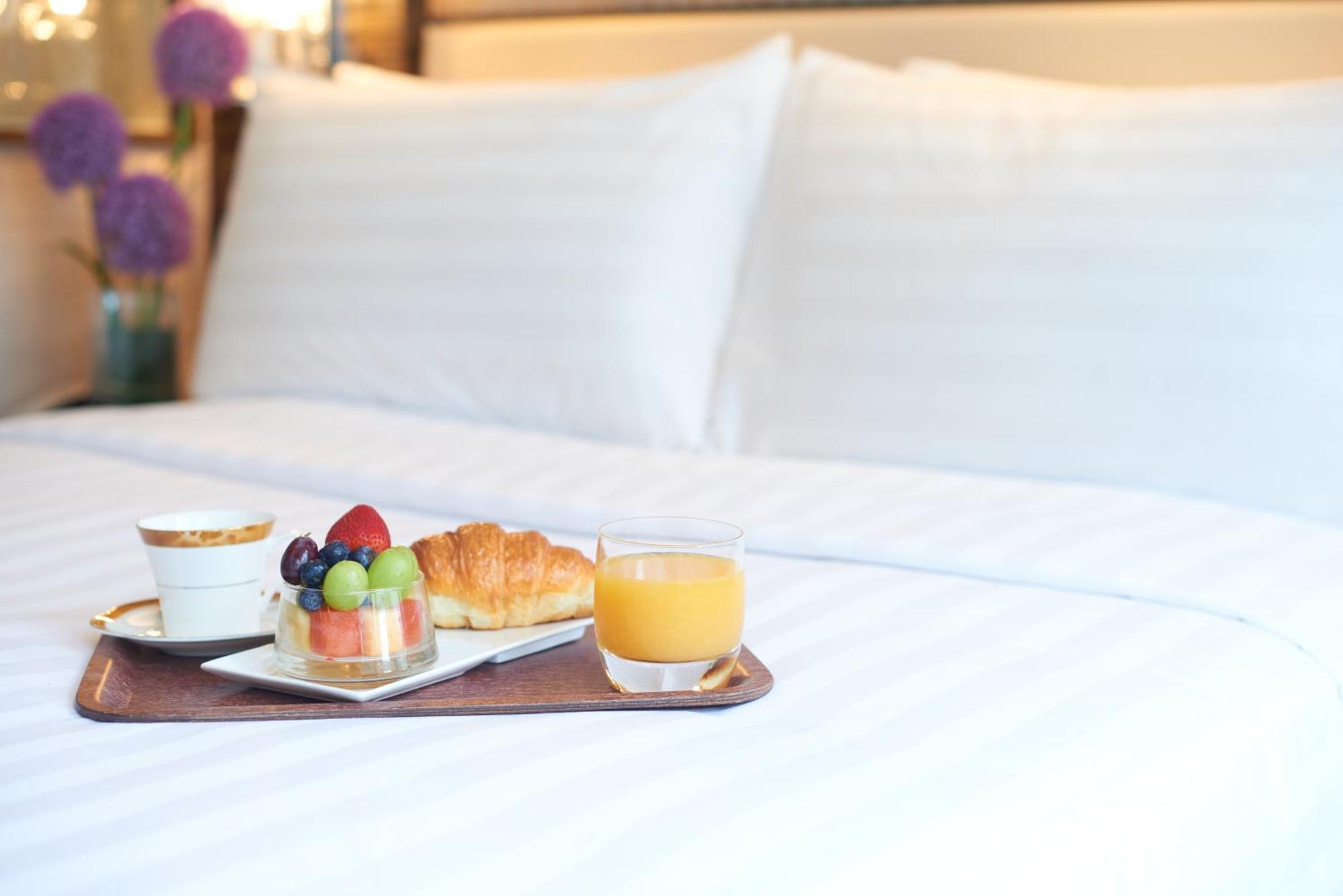 Dorsett Kwun Tong, Hong Kong Hotel Buitenkant foto