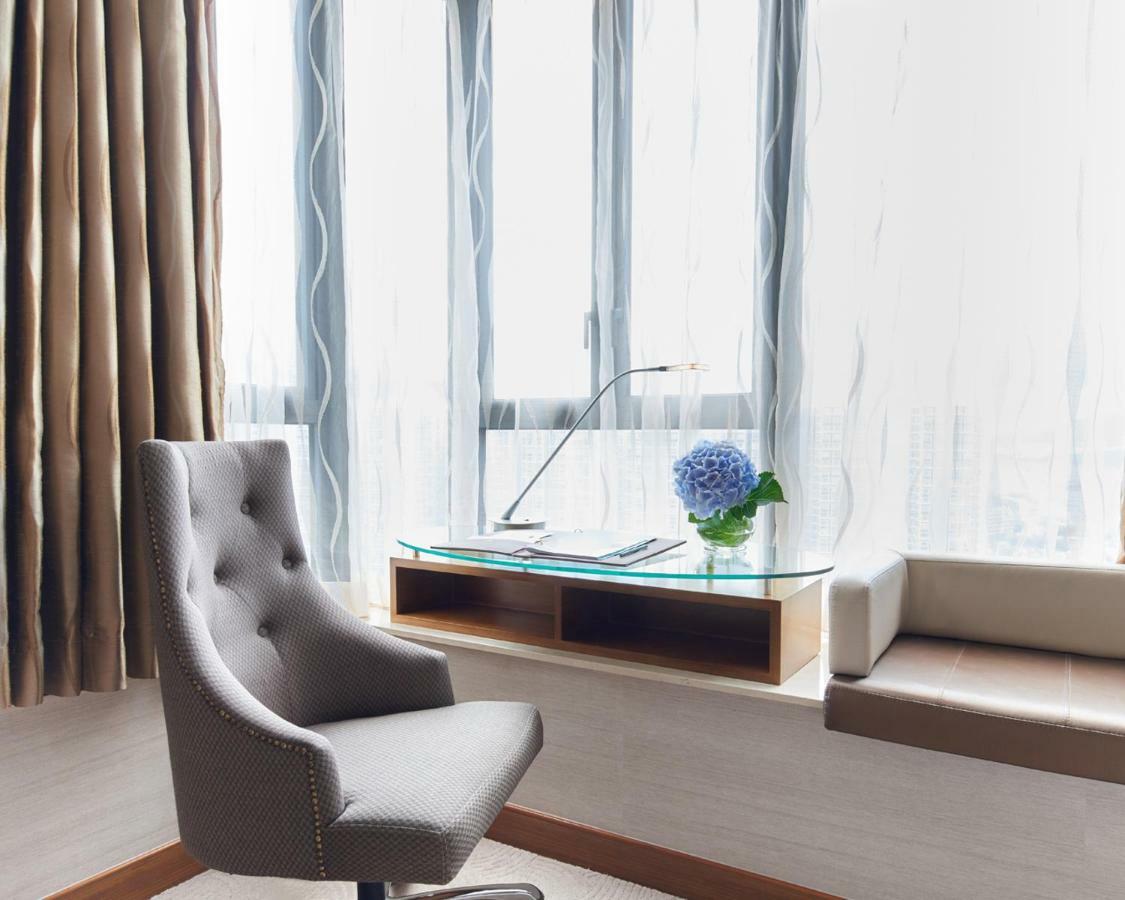 Dorsett Kwun Tong, Hong Kong Hotel Buitenkant foto